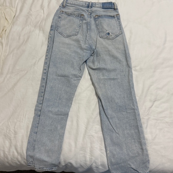 Abercrombie Ankle Straight Ultra High Rise Jeans - Picture 4 of 7